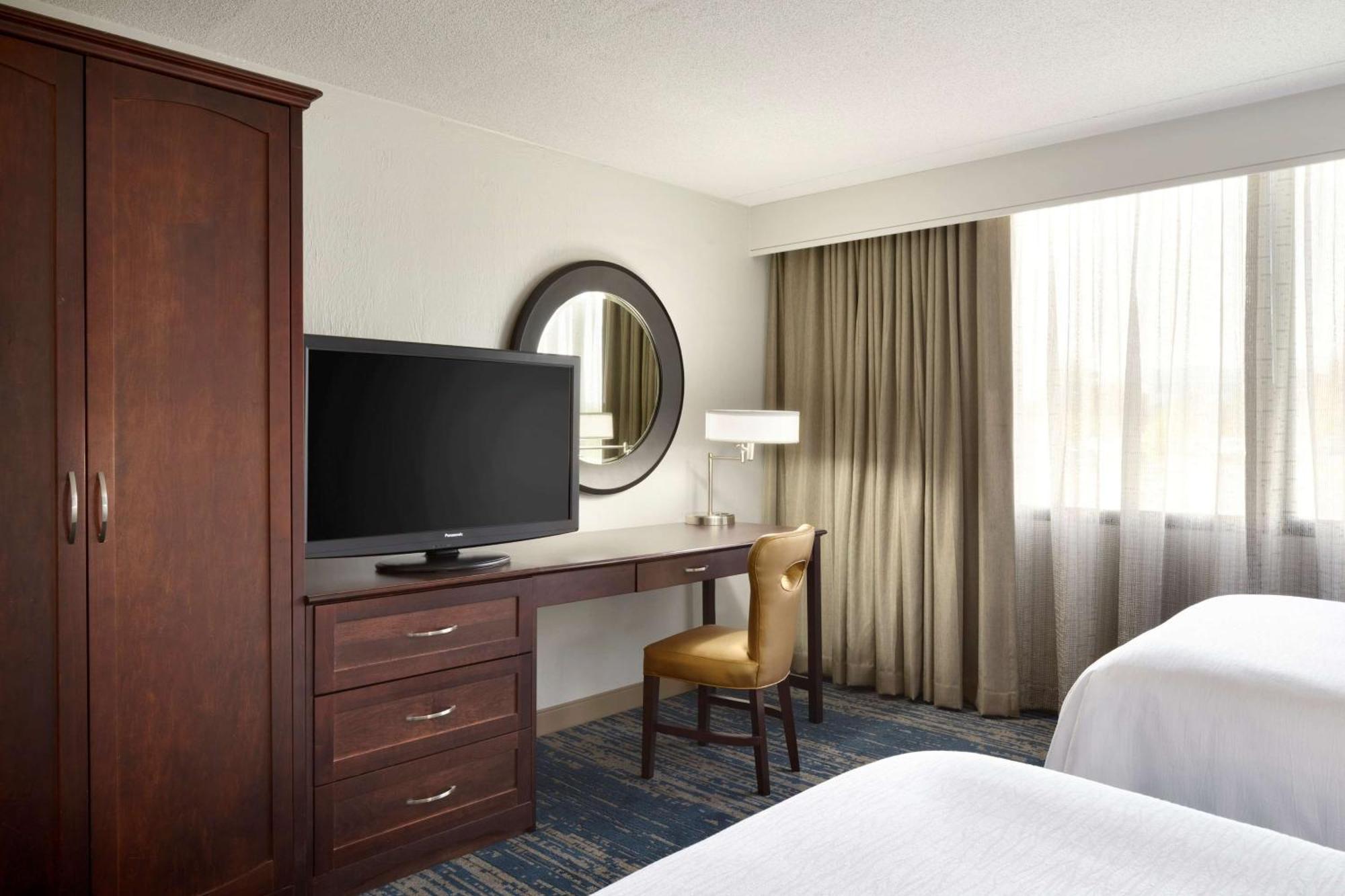 Embassy Suites By Hilton Columbus Eksteriør billede