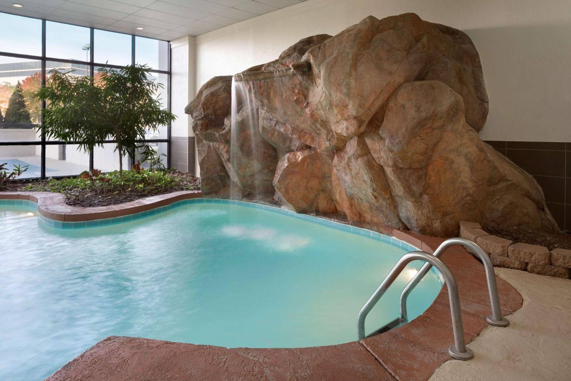 Embassy Suites By Hilton Columbus Eksteriør billede